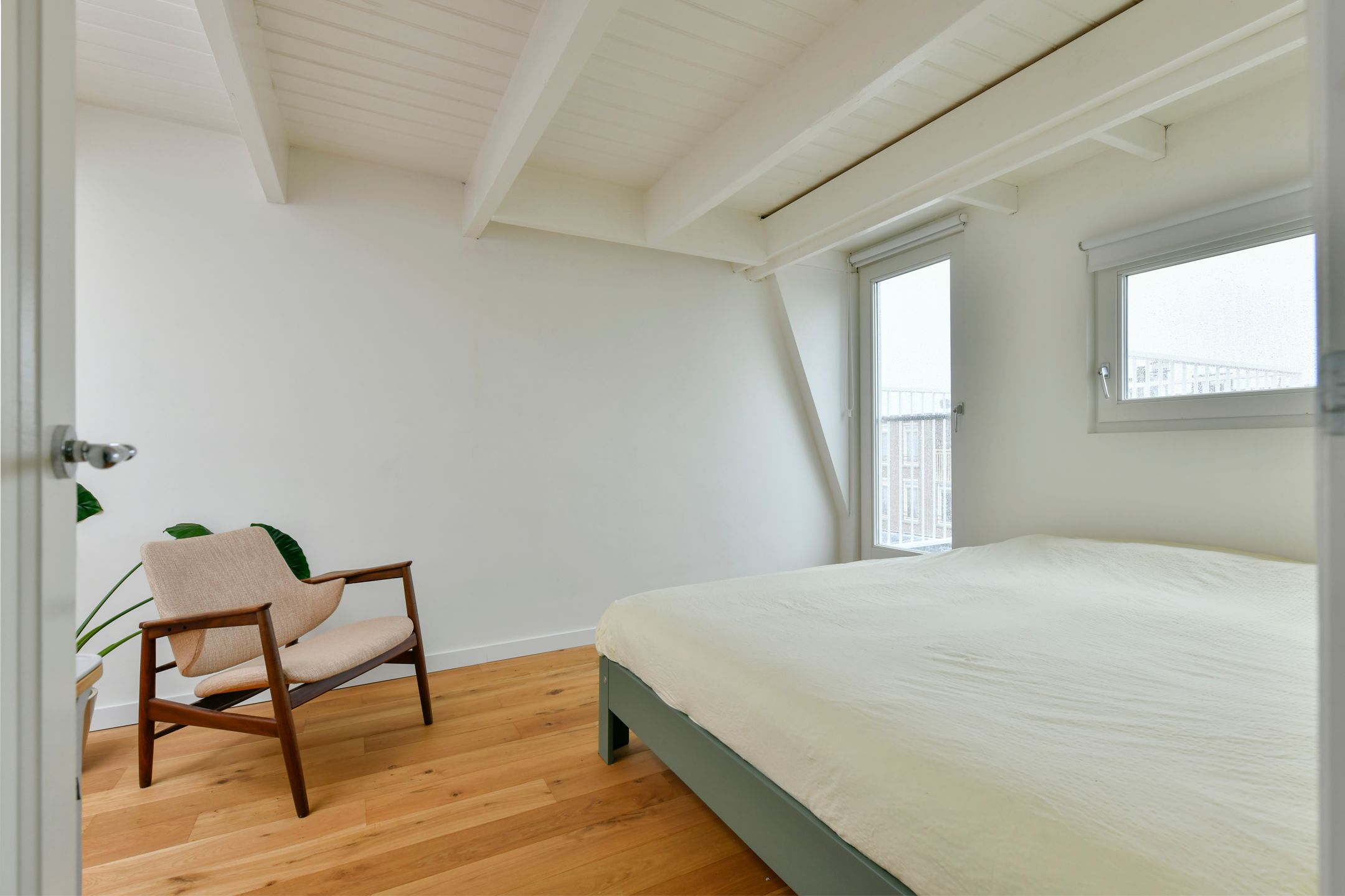 Foto 15 van Joan Melchior Kemperstraat 47-A3