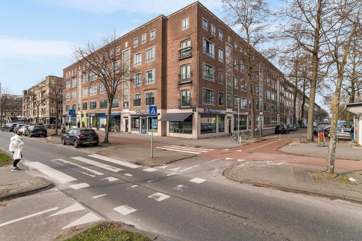 Bekijk foto 2 van Stadhoudersplein 24-A