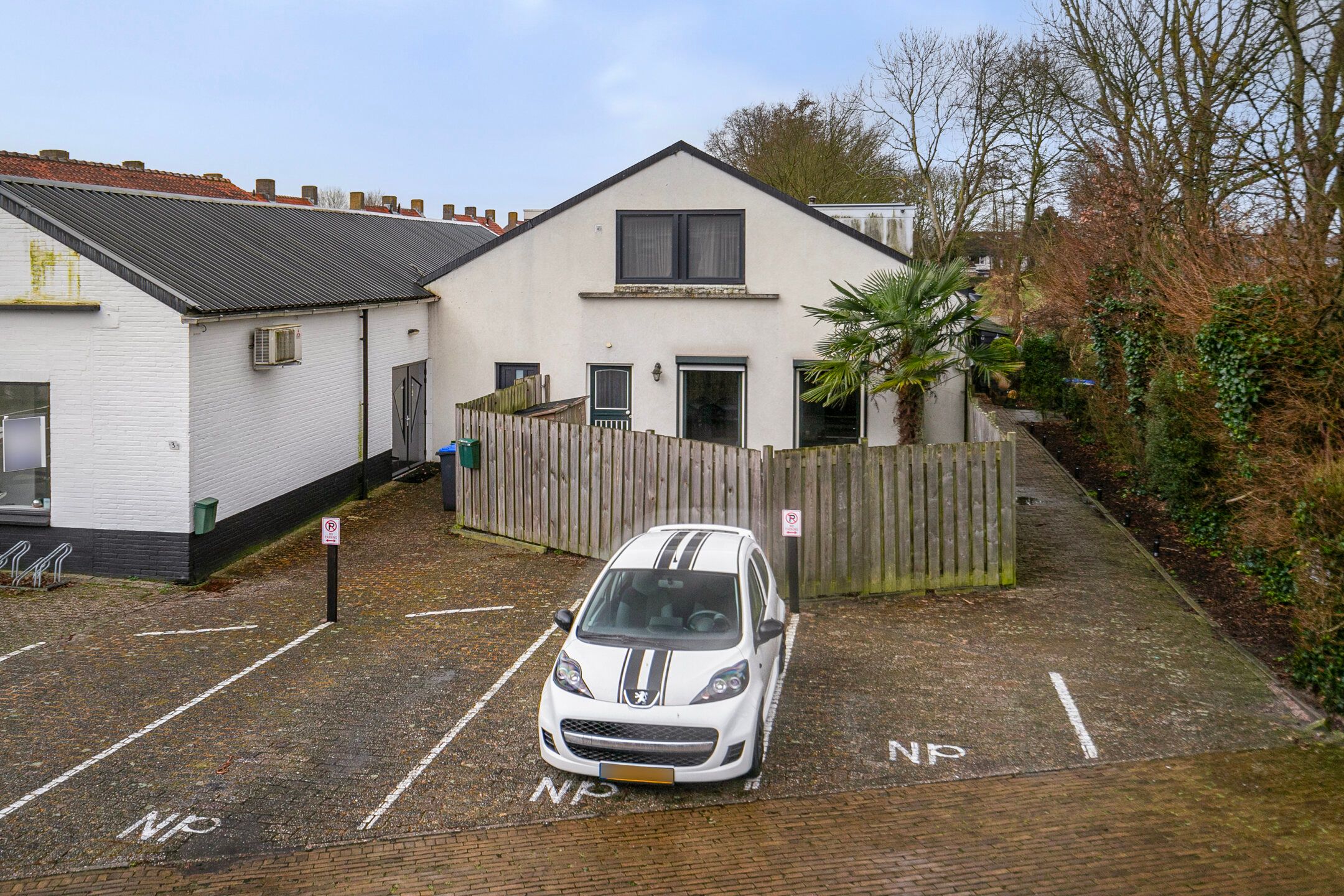 Foto 33 van Stationsweg 3-A