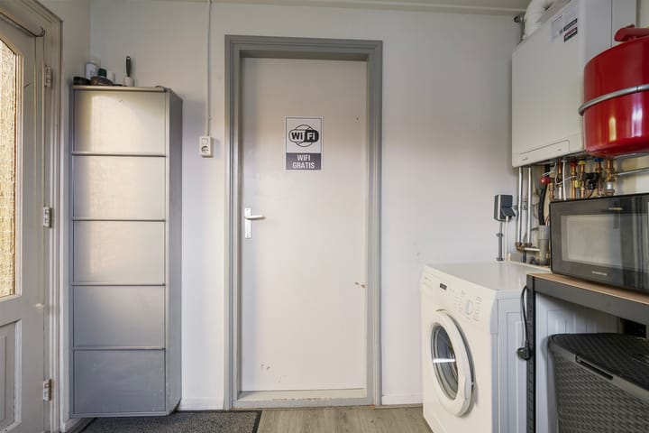 Foto 7 van Andries Veenstrastraat 13