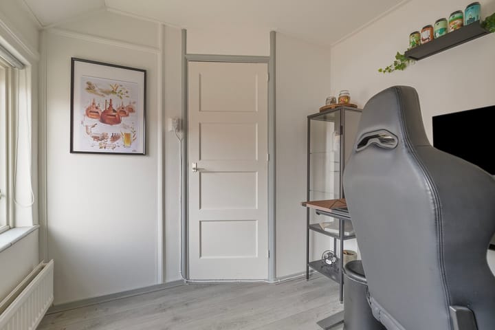 Foto 13 van Andries Veenstrastraat 13