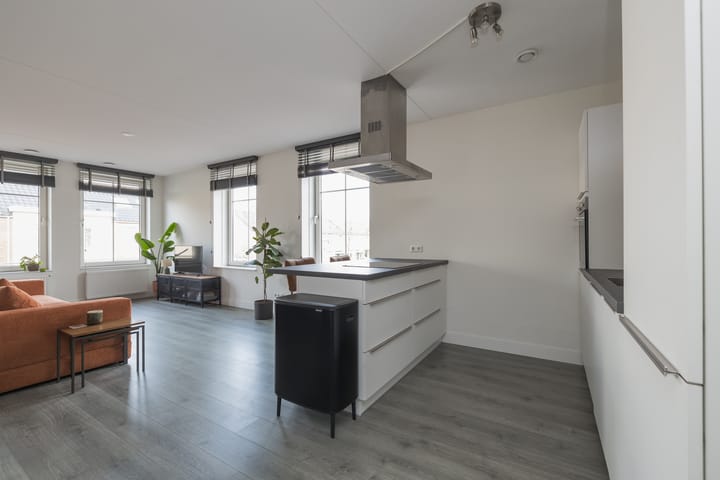 Foto 3 van Anne Frankhove 102