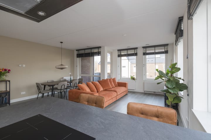 Foto 7 van Anne Frankhove 102