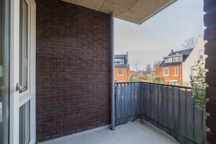 Foto 14 van Anne Frankhove 102