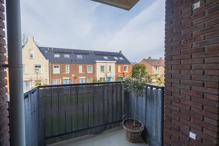 Foto 15 van Anne Frankhove 102