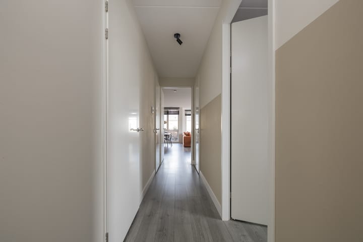 Foto 28 van Anne Frankhove 102