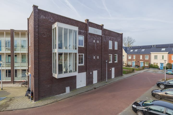 Foto 35 van Anne Frankhove 102