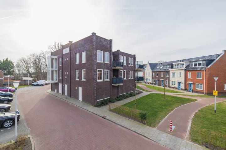 Foto 37 van Anne Frankhove 102