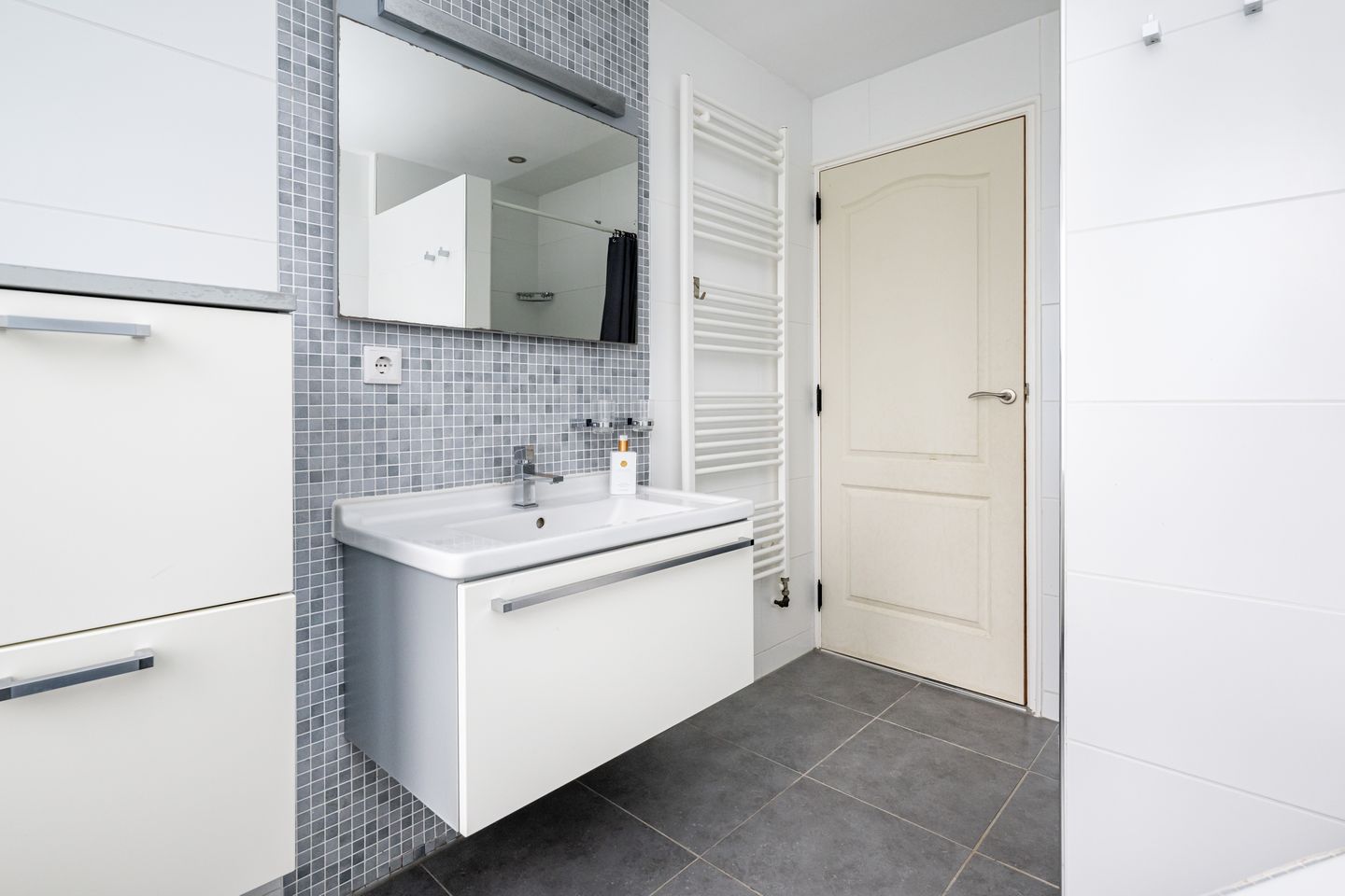 Foto 29 van Prins Bernhardstraat 3