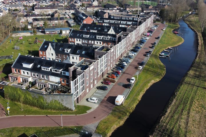 Foto 4 van Anne Frankhove 98