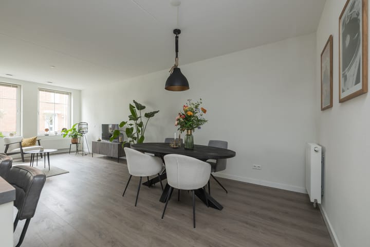 Foto 14 van Anne Frankhove 98