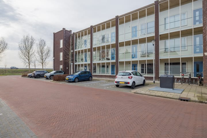 Foto 42 van Anne Frankhove 98