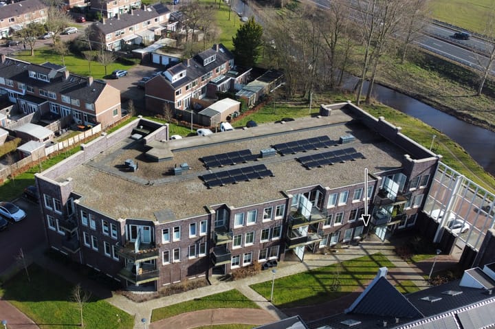 Foto 47 van Anne Frankhove 98