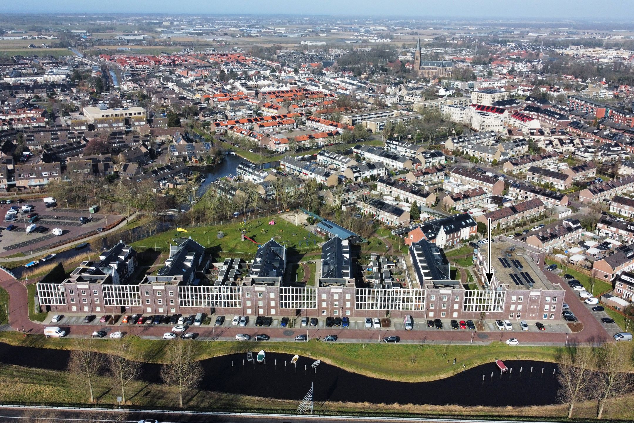 Photo 48 of Anne Frankhove 98