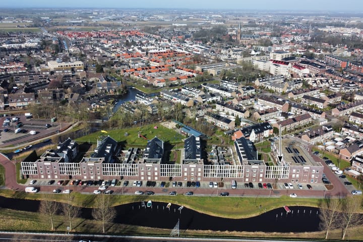 Foto 48 van Anne Frankhove 98