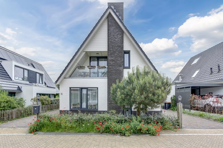 Foto 1 van Santhorsthof 36