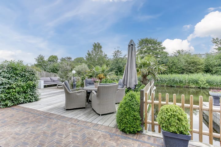 Foto 3 van Santhorsthof 36