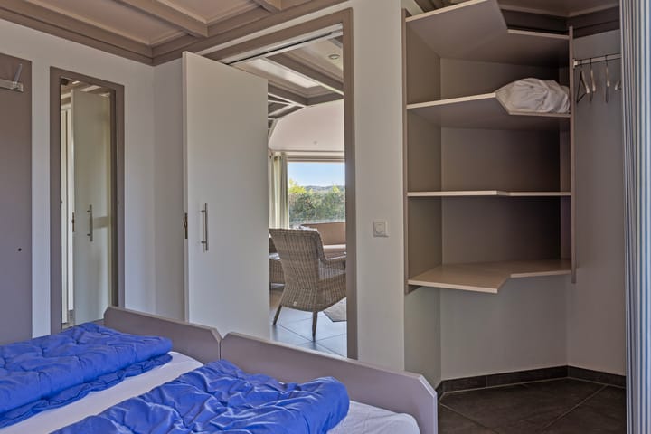 Photo 18 of Branding 43