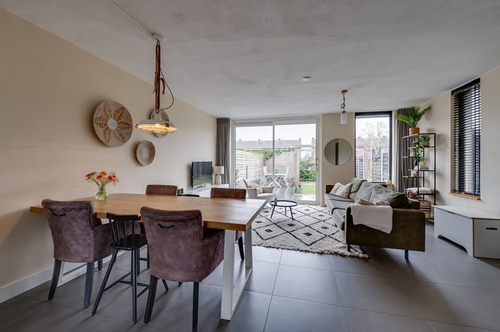 Foto 2 van Klaverruiter 35