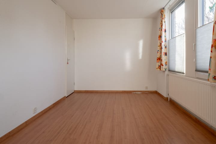 Photo 15 of Akker 58