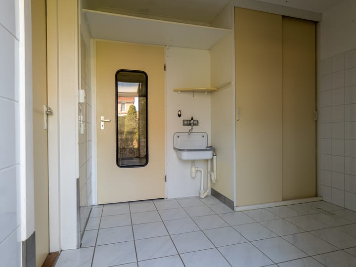 Photo 30 of Akker 58