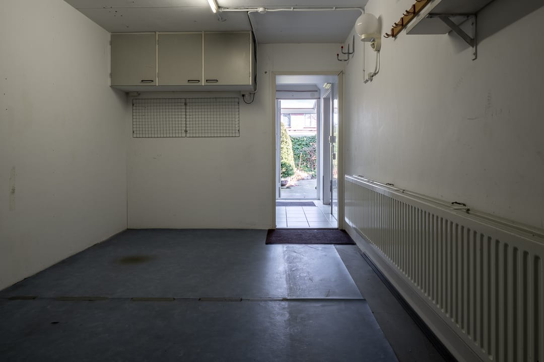 Photo 32 of Akker 58