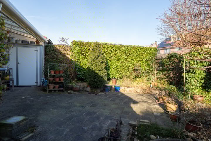 Photo 42 of Akker 58