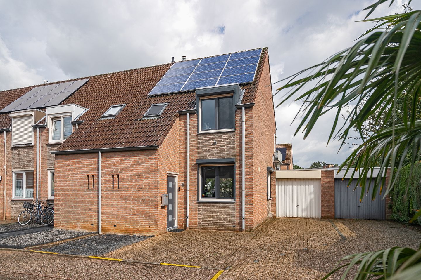 Foto 1 van Amstelstraat 9