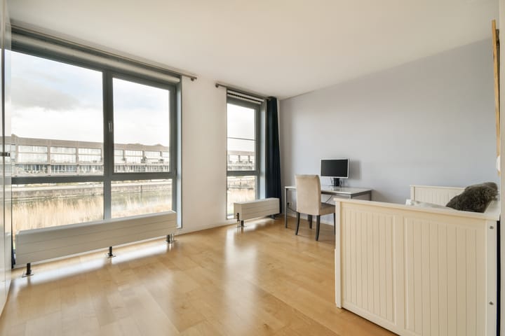 Foto 18 van Oeverzeggestraat 74