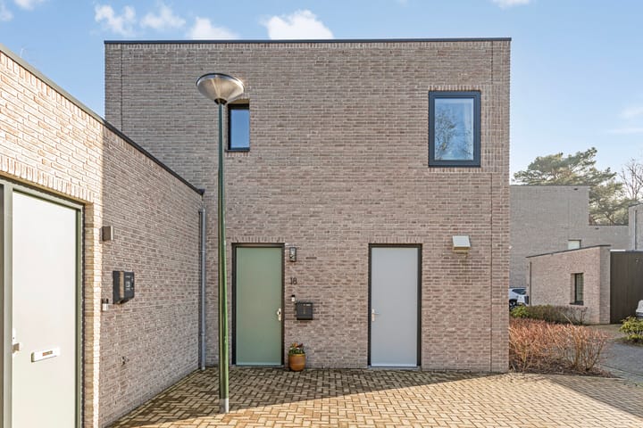 Foto 28 van de Linge 18