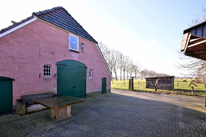 Foto 28 van Broeklanderdijk 38