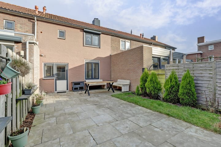 Foto 3 van Julianastraat 8