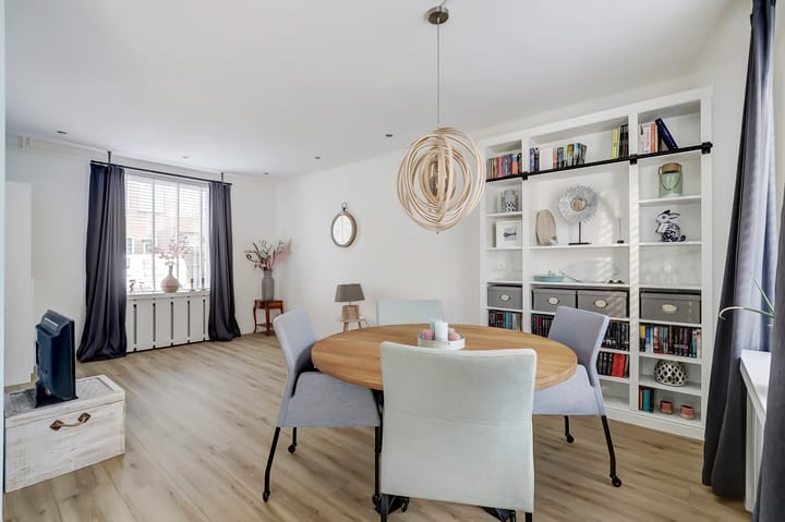 Foto 6 van Julianastraat 8