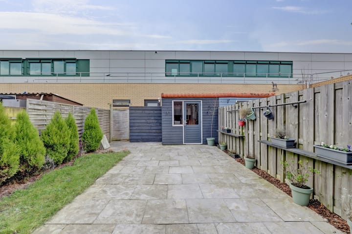 Foto 17 van Julianastraat 8