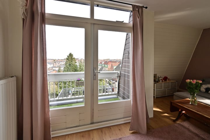 Foto 9 van Laarderweg 126-E