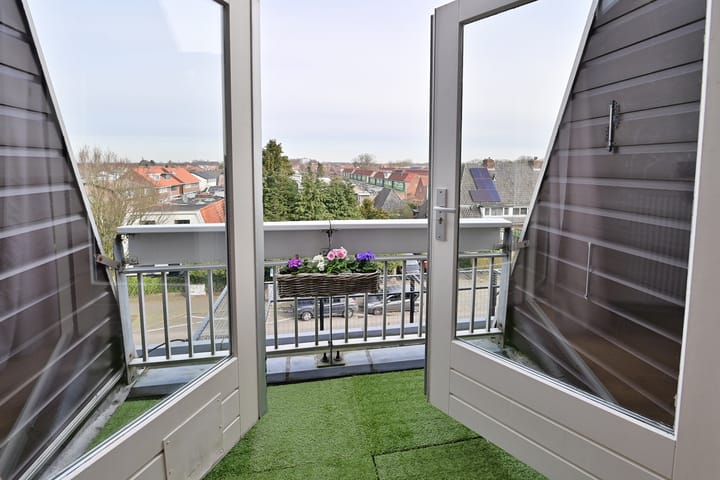 Foto 10 van Laarderweg 126-E