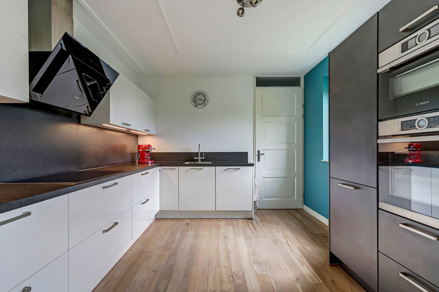 Photo 4 of Graaf Arnulfstraat 28