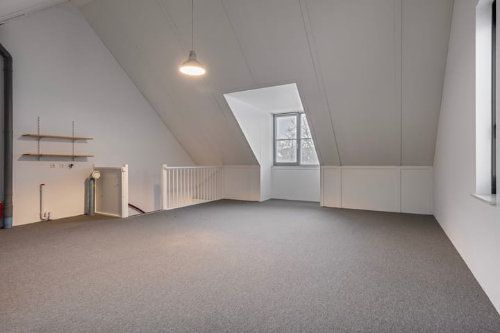 Photo 19 of Raadhuisplein 55