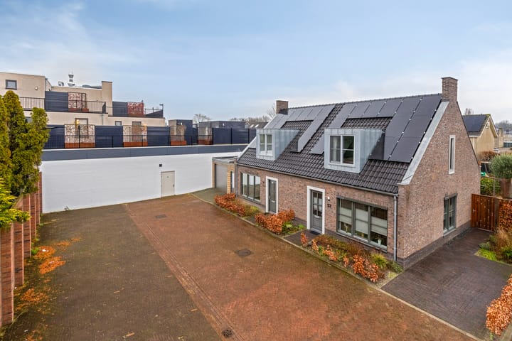 Photo 32 of Raadhuisplein 55