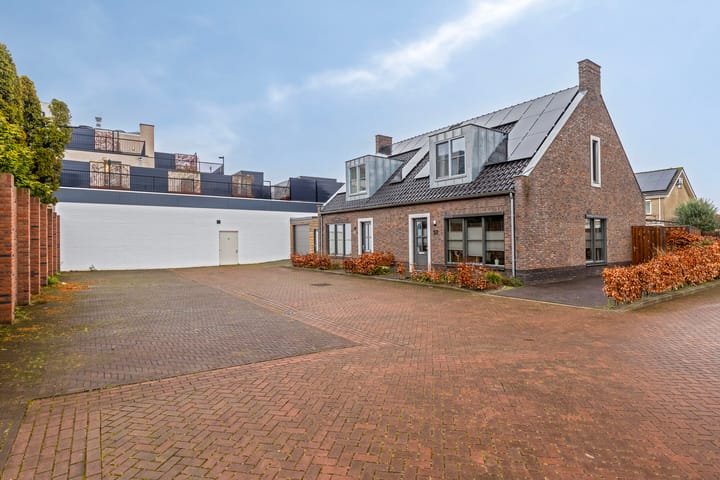 Photo 33 of Raadhuisplein 55