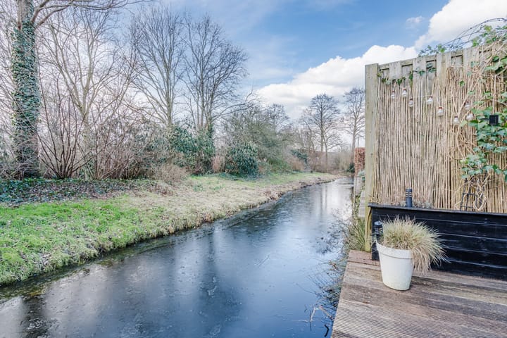 Foto 34 van Waterlelieweg 19