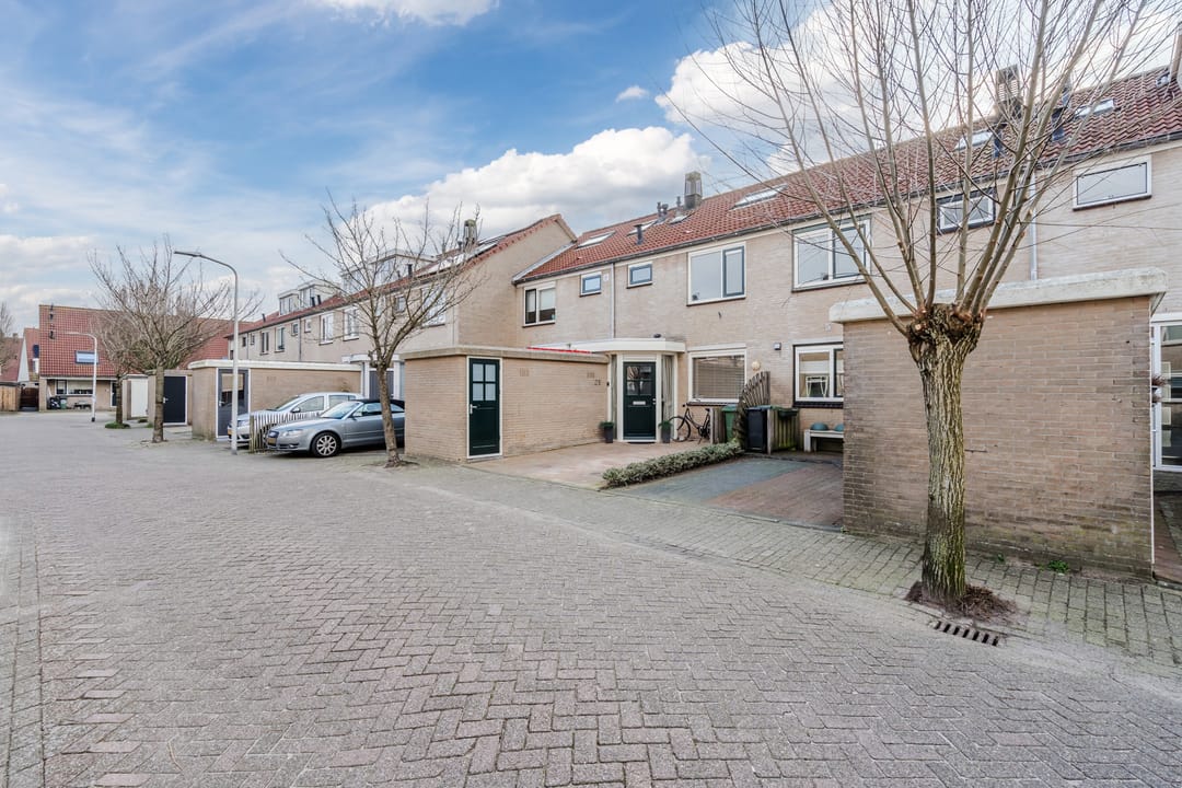 Foto 38 van Waterlelieweg 19