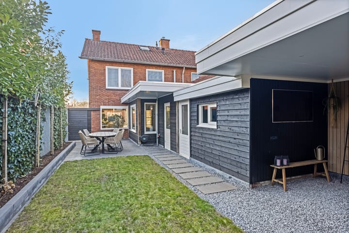 Foto 21 van Mr. Treubstraat 6