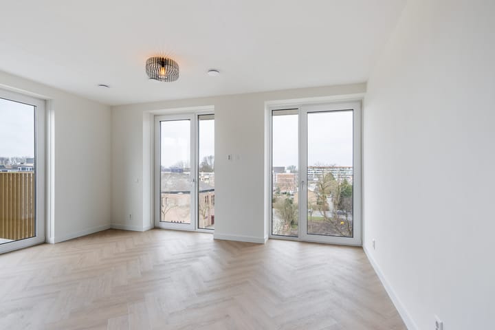 Foto 3 van Jaap van der Hoekplaats 100