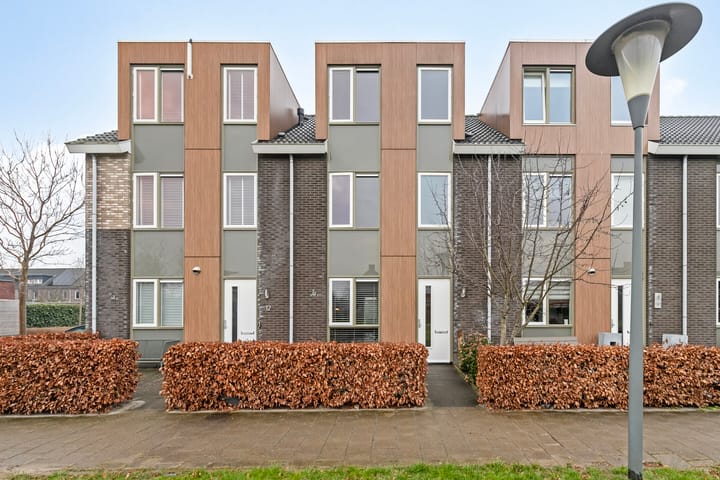 Koopwoningen - huizen te koop in [Funda]