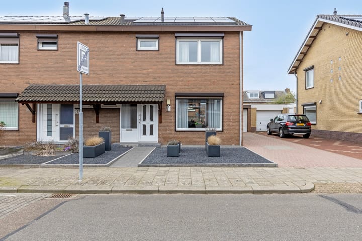 Foto 30 van Lambermonstraat 21