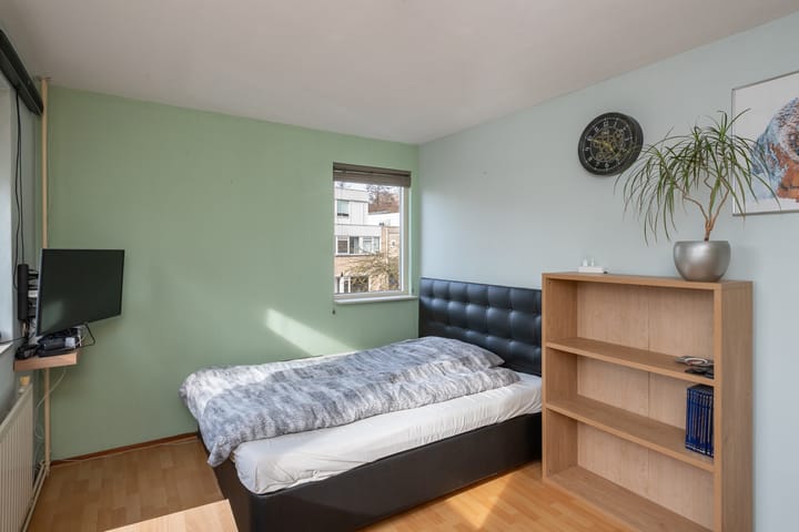 Foto 18 van Van Leeuwenhoekstraat 114