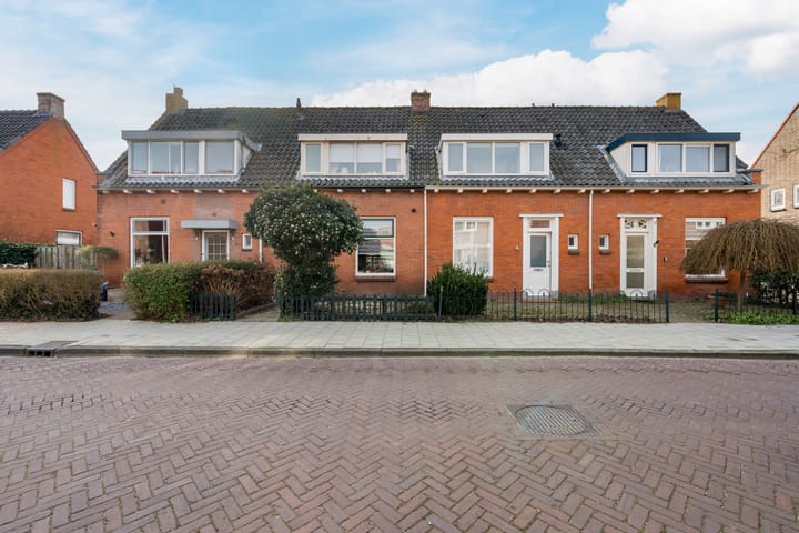 Photo 1 of Mgr. Broerestraat 4