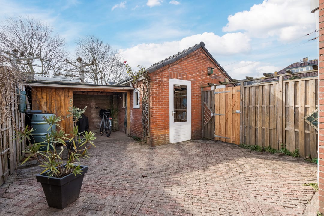 Foto 2 van Mgr. Broerestraat 4