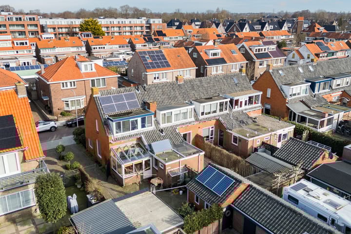 Photo 37 of Mgr. Broerestraat 4